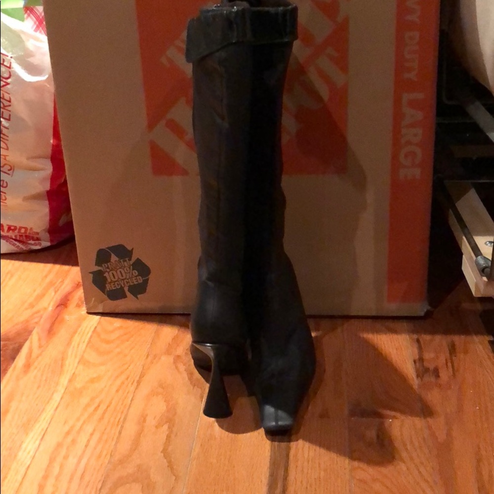 Woman’s boots